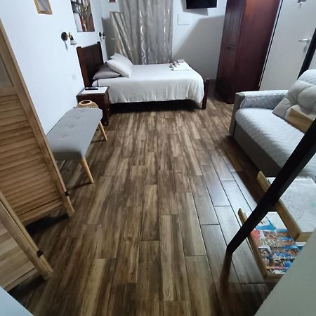 Bed And Breakfast Raggio Di Sole 이글레시아스 외부 사진