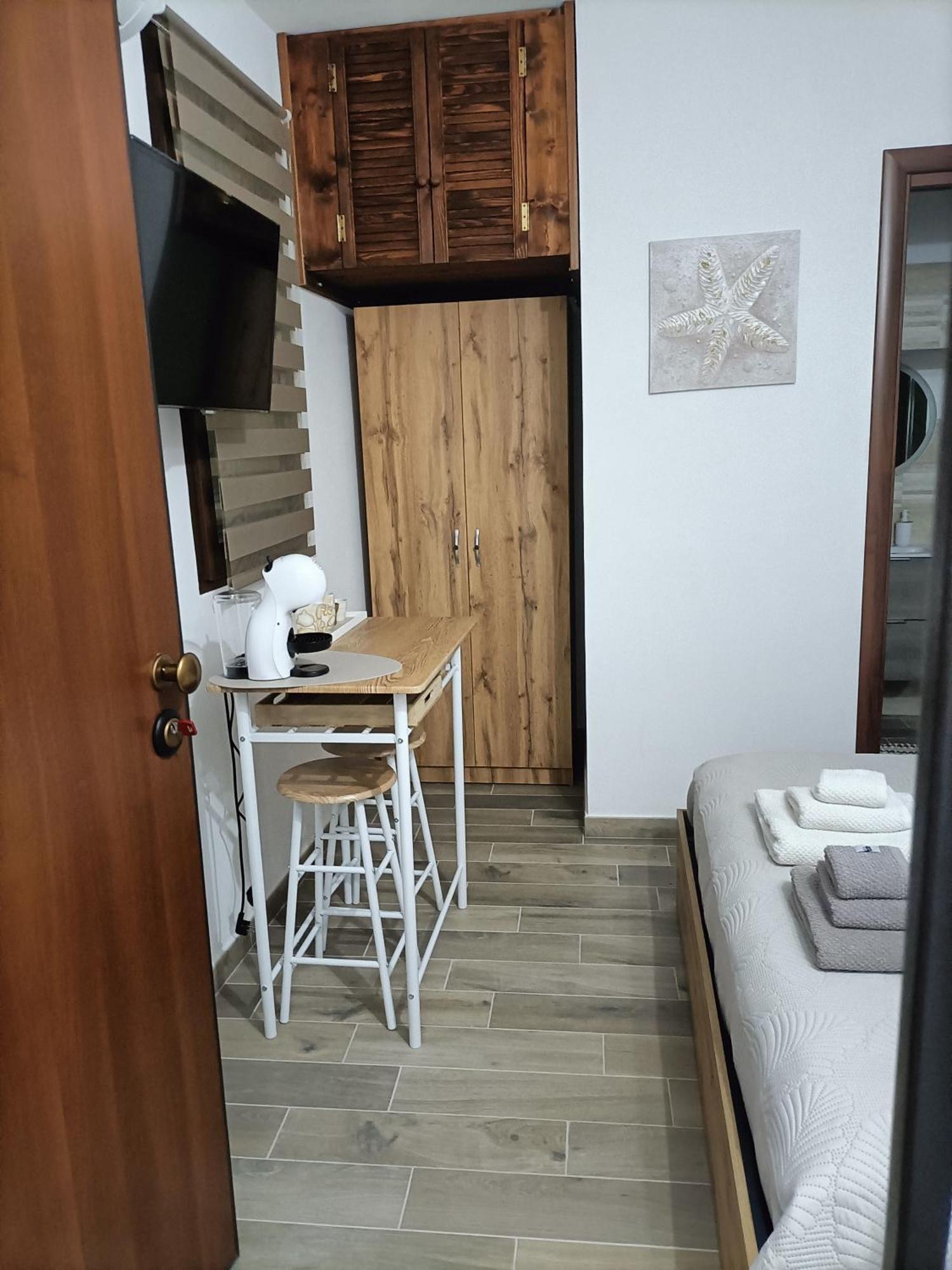 Bed And Breakfast Raggio Di Sole 이글레시아스 외부 사진