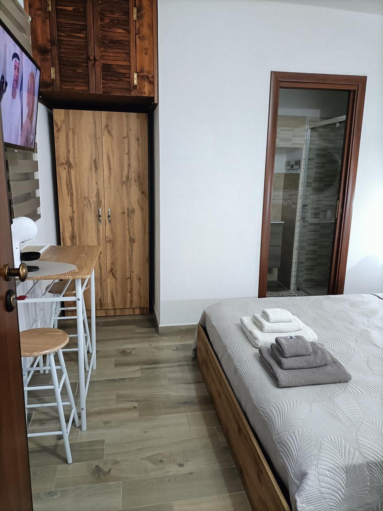 Bed And Breakfast Raggio Di Sole 이글레시아스 외부 사진